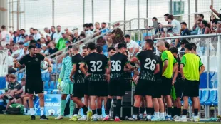 Futbolistas del Elche CF en sesión de entrenamiento pretemporada