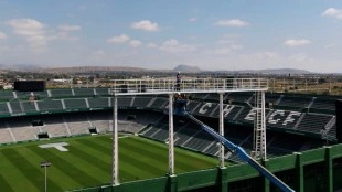 El Elche CF renueva completamente la iluminación del Martínez Valero
