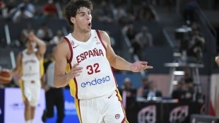 Cárdenas y Saint-Supéry, convocados por España para las Ventanas FIBA