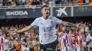 Santamaría rescinde con el Valencia CF y se marcha al PAOK