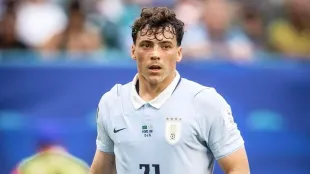 Fede Viñas delantero uruguayo Real Oviedo goles Segunda División
