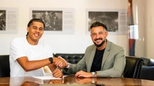 Levante UD ficha al defensa austriaco Ndukwe cedido por Liverpool