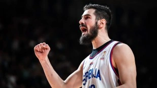 Nikola Kalinic anuncia su retirada del baloncesto a los 34 años