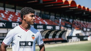 Román Davis lateral derecho Valencia CF Venezuela cantera