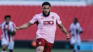 Valencia CF rechaza ceder a Danjuma ante el interés del PSV