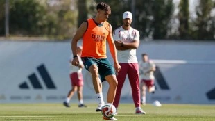 Carlos Espí ya triunfa en el Real Madrid tras dejar el Levante