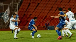 El Levante UD se lanza por Thiago Fernández para reforzar la banda