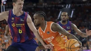Valencia Basket busca la final de Supercopa ante Barcelona