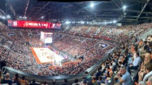 Exterior del Roig Arena, pabellón de Valencia Basket, durante su primer año