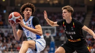 Valencia Basket ficha a Furnémont y Ajayi, dos promesas del baloncesto europeo