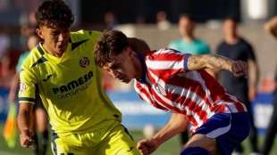 Villarreal B celebra gol contra Atlético Madrileño Primera Federación