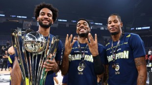 Braxton Key celebra título Copa Presidente Turquía Fenerbahce