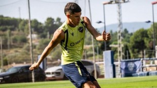 Estadio Ciutat de València con afición del Levante UD lleno