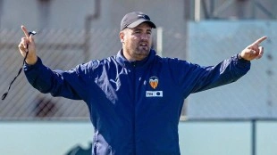 Valencia CF Femenino destituye a Mikel Crespo tras siete derrotas