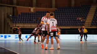 Jugadores del Fertiberia Puerto Sagunto en el partido contra Logroño