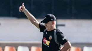 Aguirre debuta en el Valencia con un histórico favorable ante el Racing