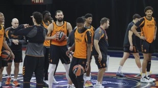 Valencia Basket busca regularidad en Liga ante Baskonia